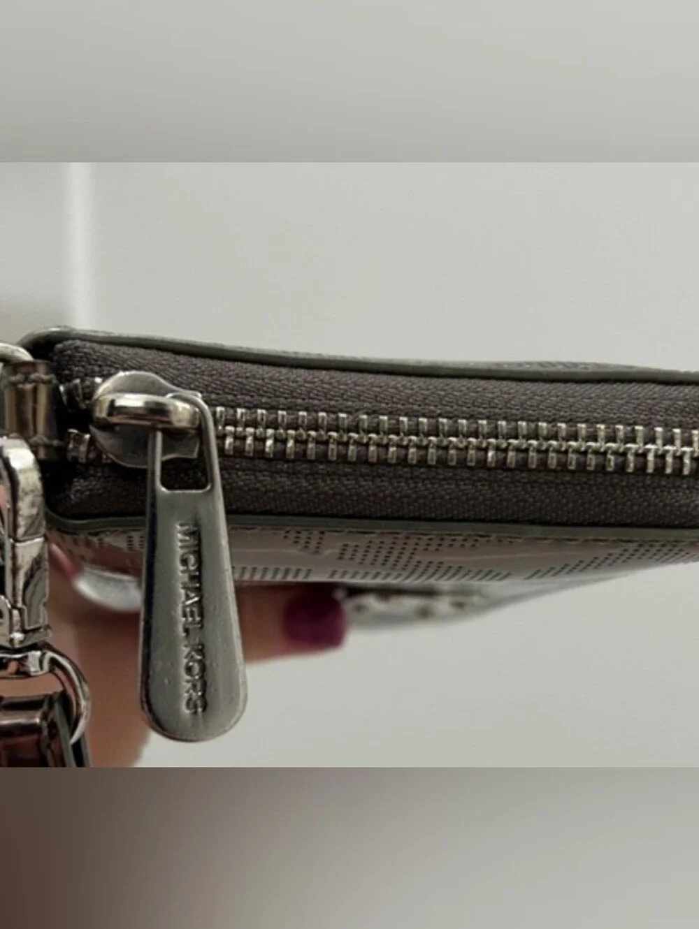 Michael Kors Jet Set Travel Continental Wristlet Wallet Metallic Bronze